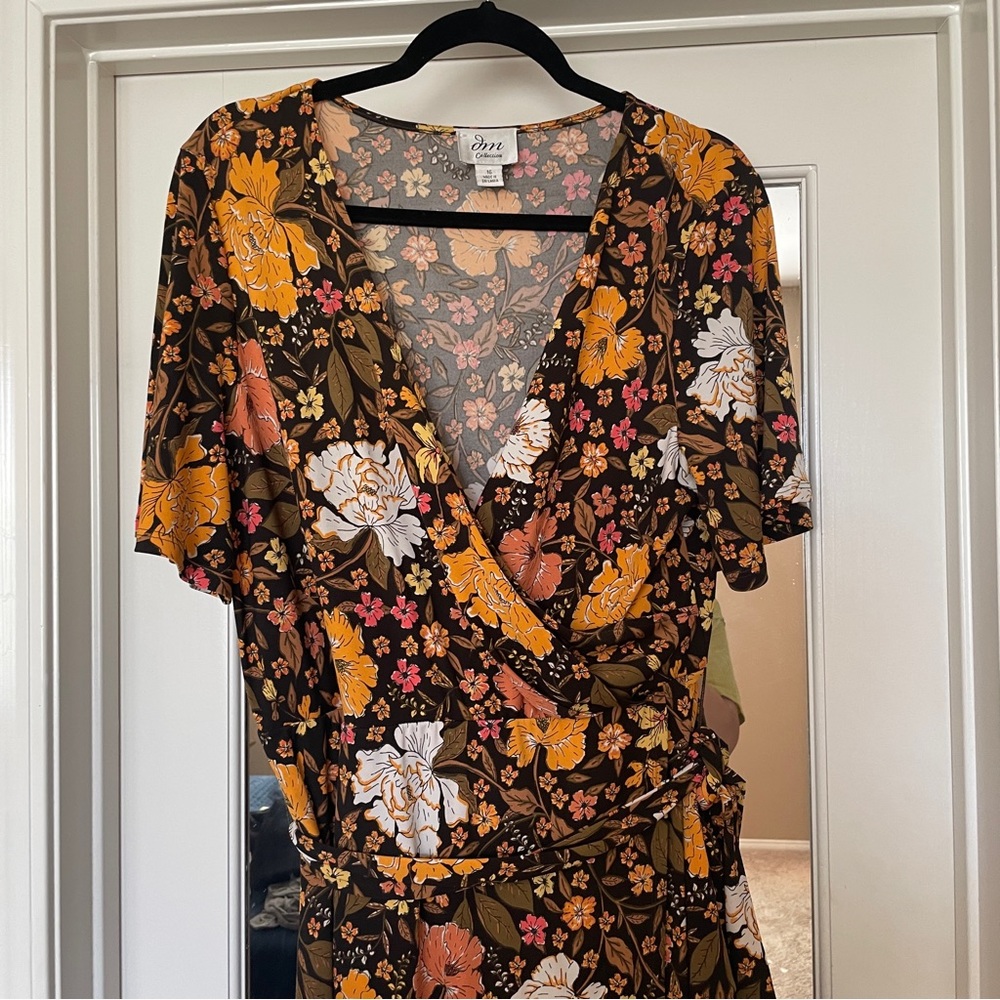 Cute 70’s Vibe Faux wrap dress lots of stretch Sz XL